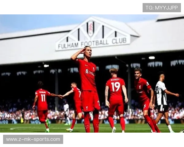 利物浦断球发起快攻，努涅斯抽射挂远角