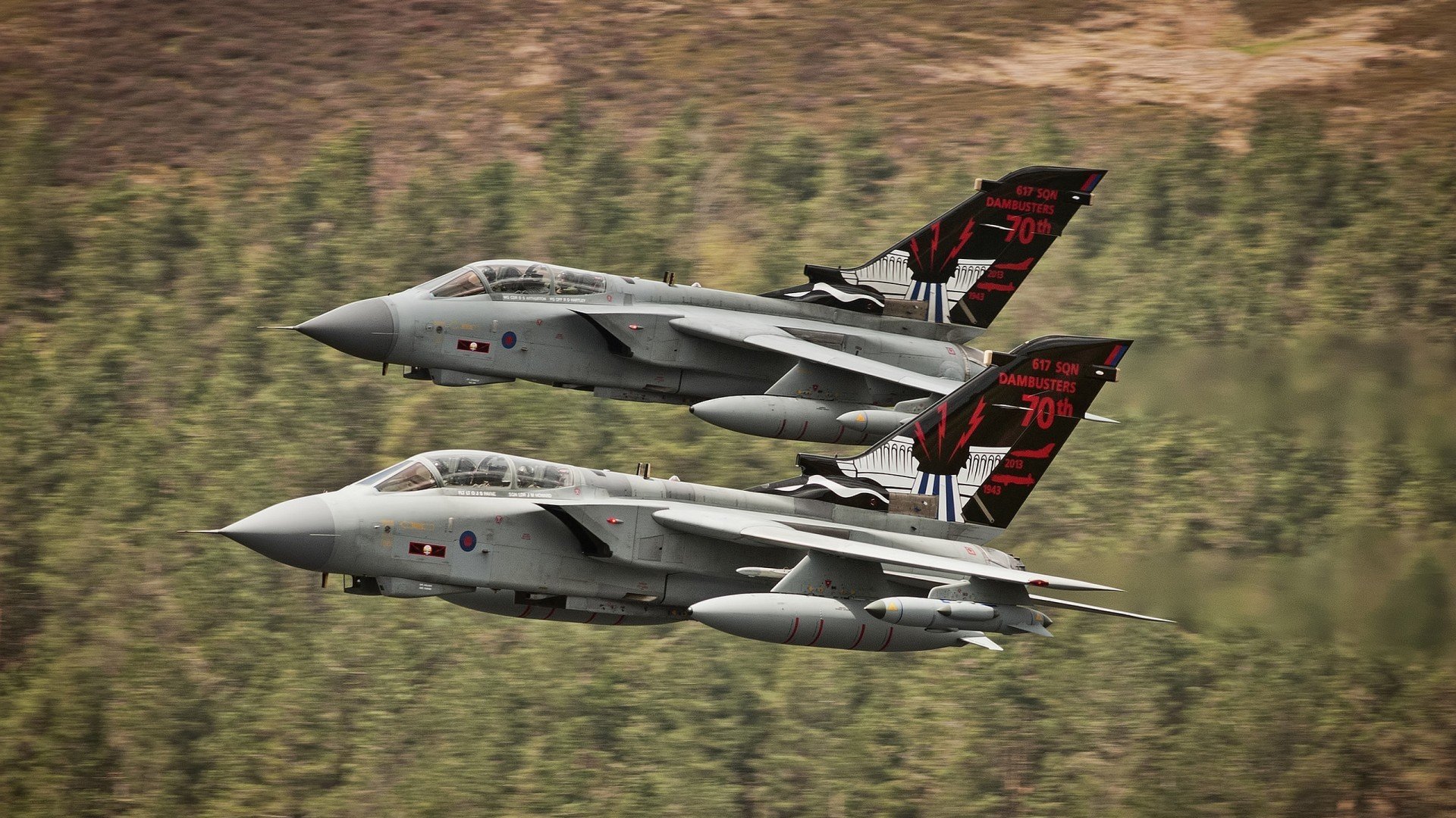 国家女篮注重场上执行纪律防守态度积极,女篮形式