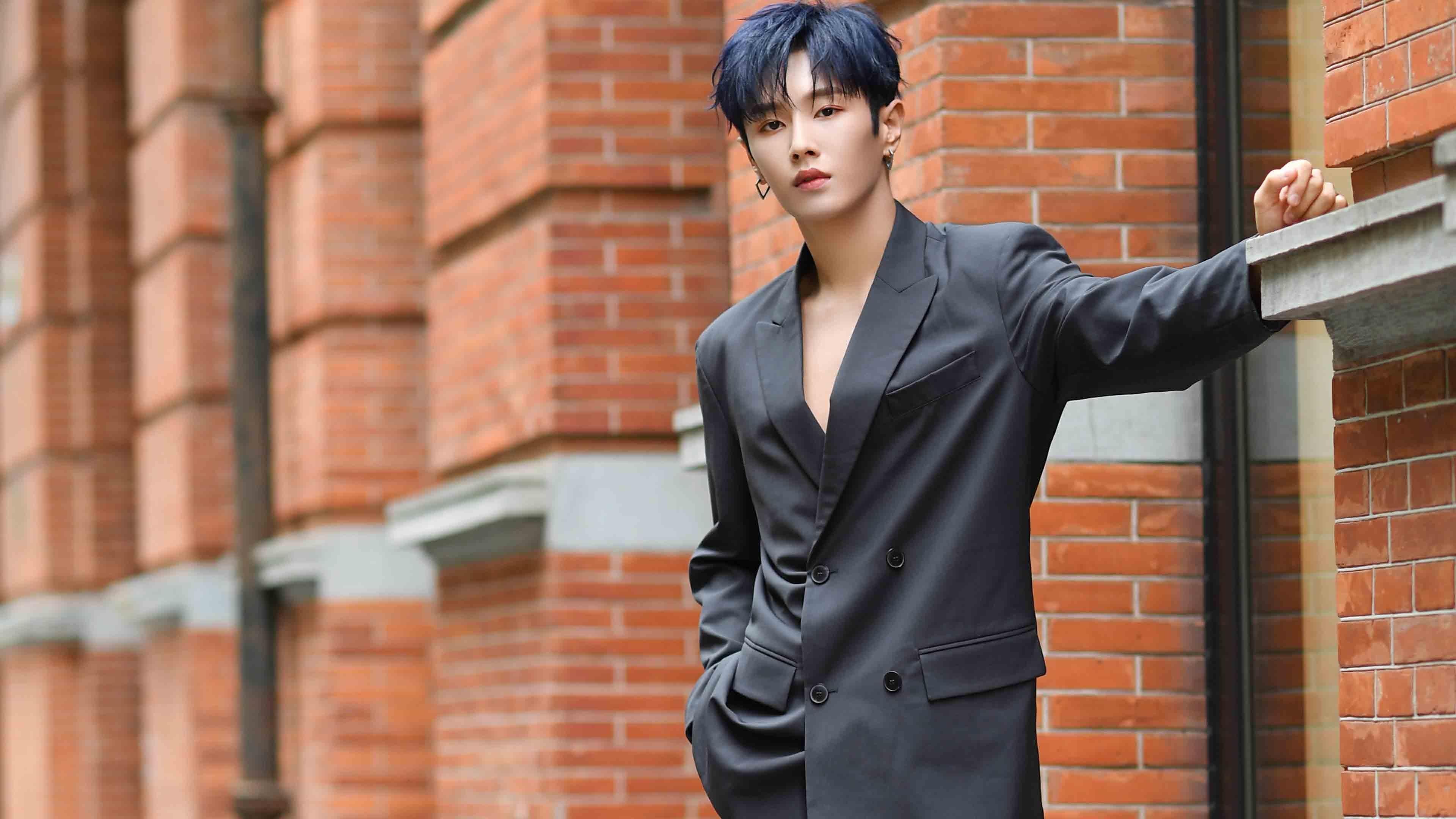 俱乐部间转会窗口活跃吸引年轻球员流动,足球转会窗口开启时间